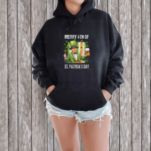 Funny Trump Leprechaun Hat Merry 4th Of St Patrick' Day T-Shirt